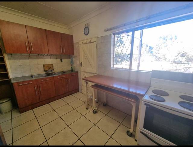 4 BEDROOM HOUSE FOR SALE IN BRACKENHURST